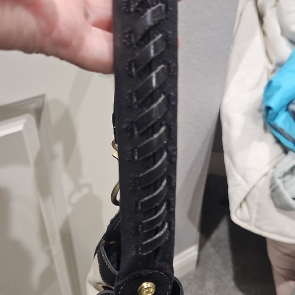 Kenneth Cole Reaction Two-Tone Shoulder Bag - Picture 4 of 11